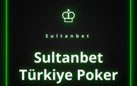 Sultanbet Türkiye Poker masasında kartlarını gösteren oyuncular